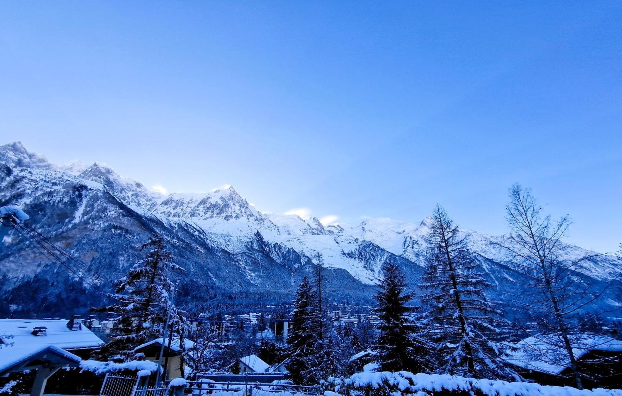 "Chalet Bobo" Cosy & Magnifique Vue Chx Sud Chamonix Bagian luar foto